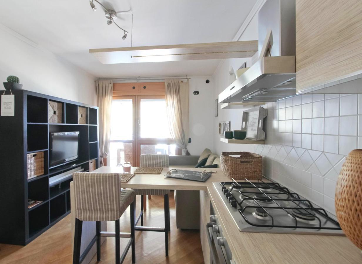 Cozy Terrace Apt Close To Eataly And Metro Piramide Roma Exterior foto